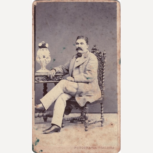 Portret bărbat, „Fotografia Italiana”, București