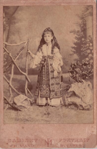 Portret de studio, foto cabinet Franz Mandy - port popular